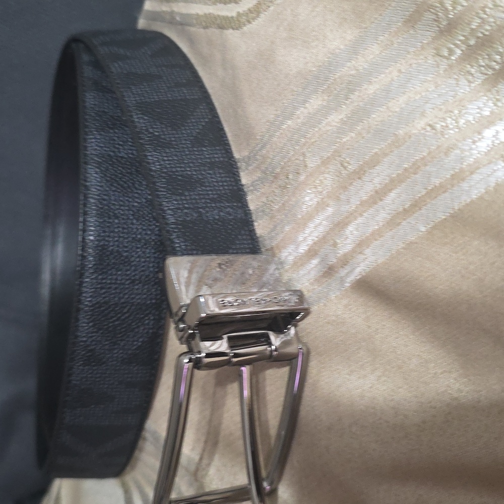 Michael Kors Reversable Men's Black Leather Belt